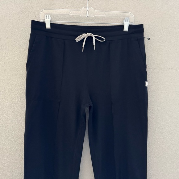 Vuori Halo Wide Leg Flare Pant Large Black Casual Athleisure Neutral Activewear - Picture 6 of 11